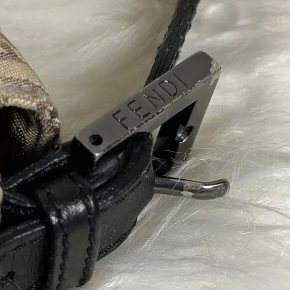💯Authentic Fendi Shoulder Bag🍀